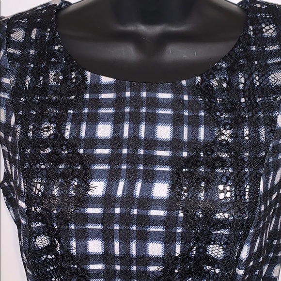 ally-NWOT- Romper- size 4 - Picture 4 of 8